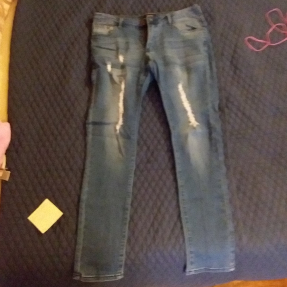 Ripped Jeans